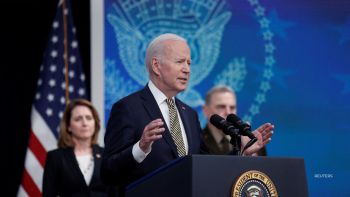 President Biden has signed an order providing an additional $800 billion in aid to Ukraine, making the weekly total more than $1 billion.