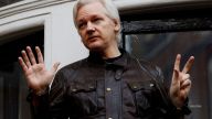 The British government approved the extradition of WikiLeaks founder Julian Assange.