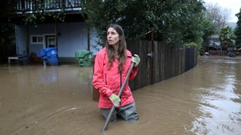 Long stretches of rain flooded California have killed 19 people last week. Monday, more bad weather is expected.